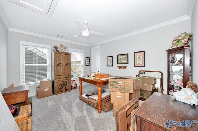 Building Photo - 120 Lombard St