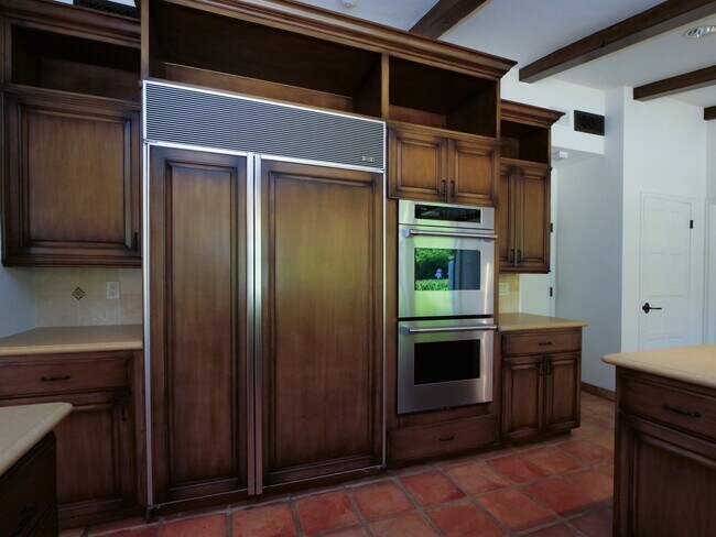 Building Photo - 1804 Paseo Del Mar