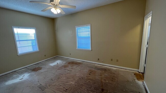 Building Photo - 1523 Avenue O