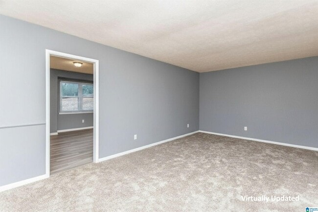 Building Photo - 506 Vardar Ln