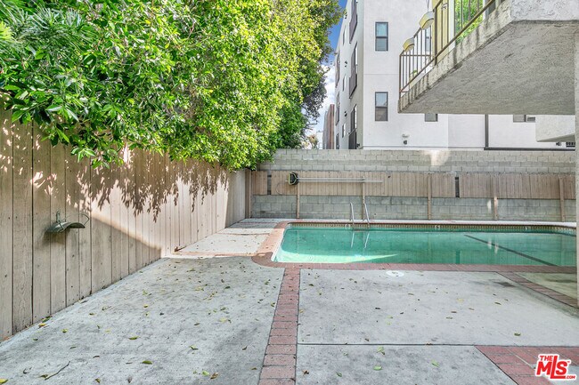 Building Photo - 4230 Whitsett Ave