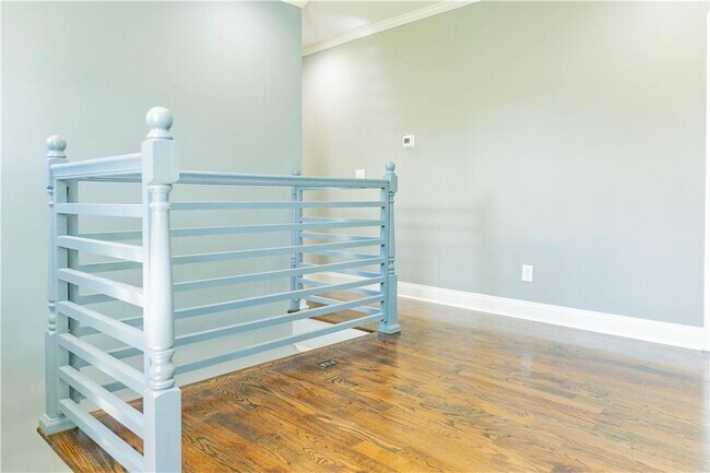 Building Photo - 1433 Merriman Ln NE