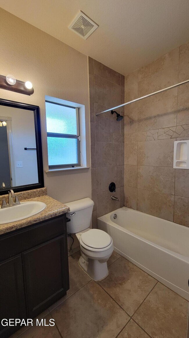Building Photo - 14281 Gil Reyes Dr