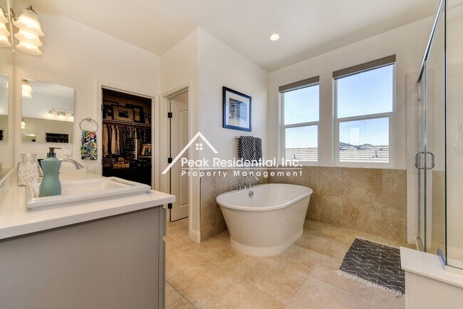 Building Photo - 4 Bedroom, 3 Bath Home in Rancho Cordova