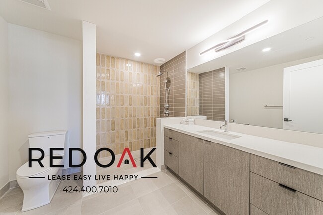 Building Photo - 5320 Cartwright Ave