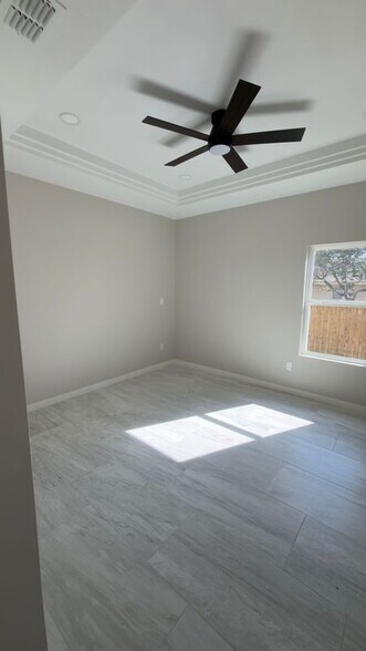 Building Photo - 3604 Paola St