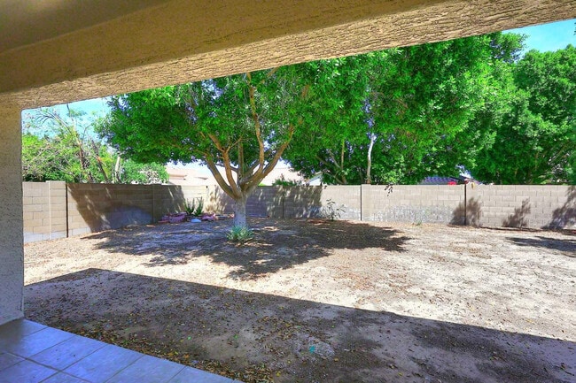 Building Photo - 6214 E Virginia St