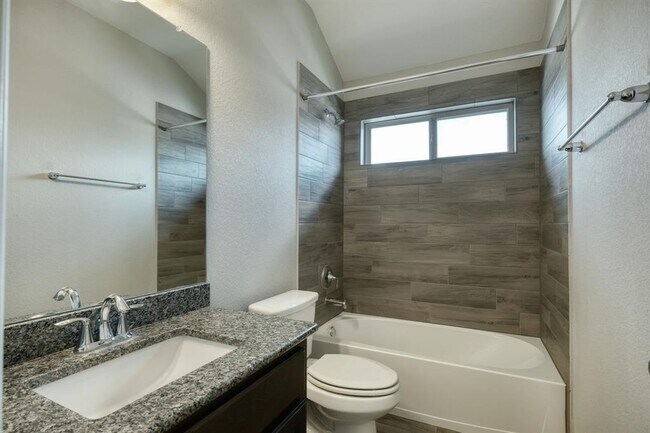 Building Photo - 108 Coral Bean Way
