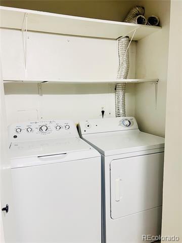 Building Photo - 15911 E Dakota Pl