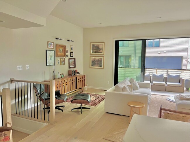 Building Photo - 22228 Philanthropic Dr