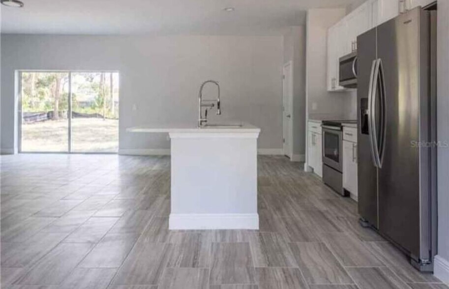 Building Photo - 1120 Dartford Dr