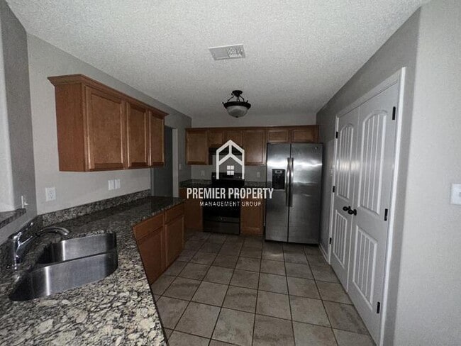 Building Photo - 9387 Eckley Pl