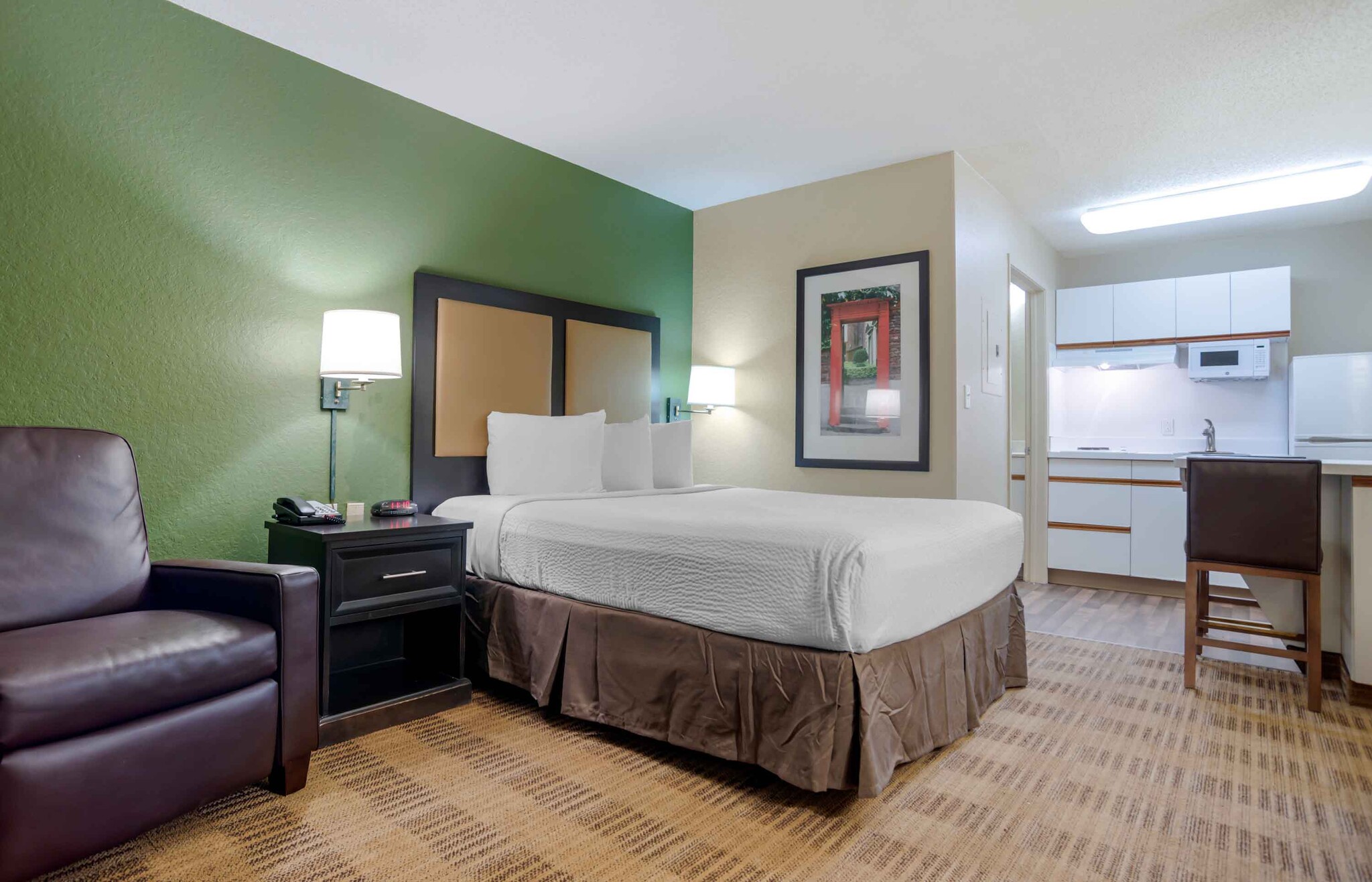 Building Photo - Furnished Studio-Baltimore - BWI Airport -...