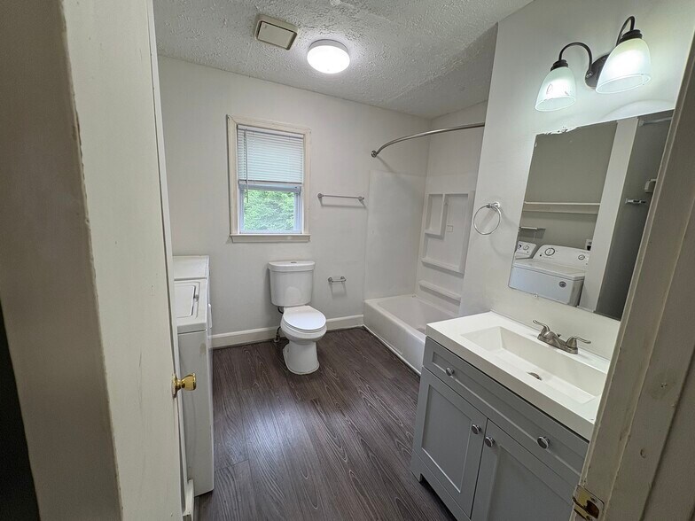 Bathroom - 481 Midgett Farm Rd