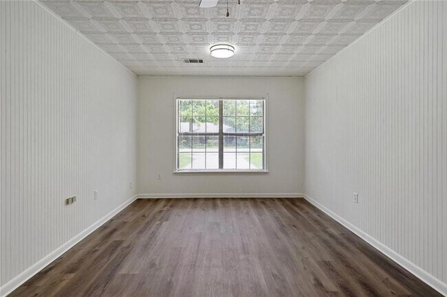 Building Photo - 401 Inspiration Ln