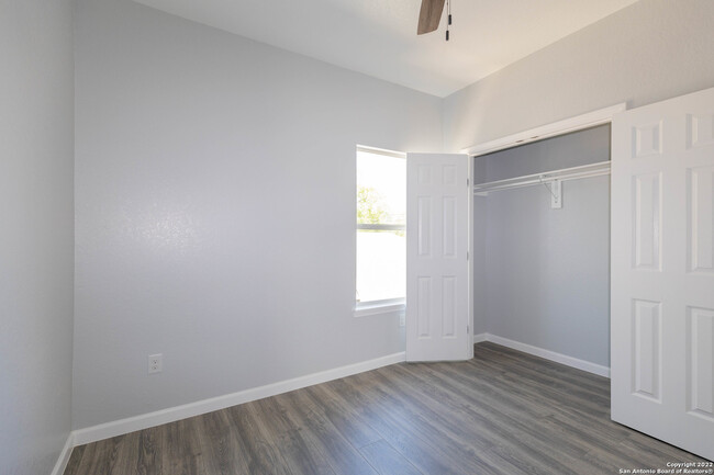 Building Photo - 310 Gabriel-