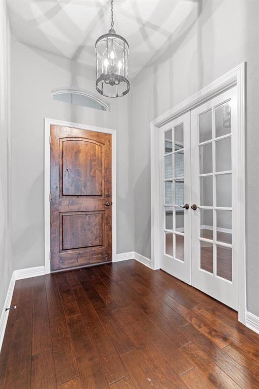 Building Photo - 10104 Longhorn Skyway