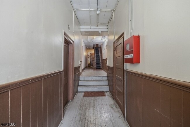 Building Photo - 76-78 Market Street Unit 5