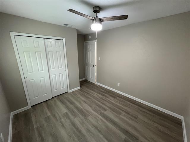 Building Photo - 14215 Osage Dr