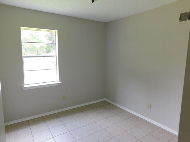 Building Photo - ****JUST REDUCED****1969 Dorchester Drive ...