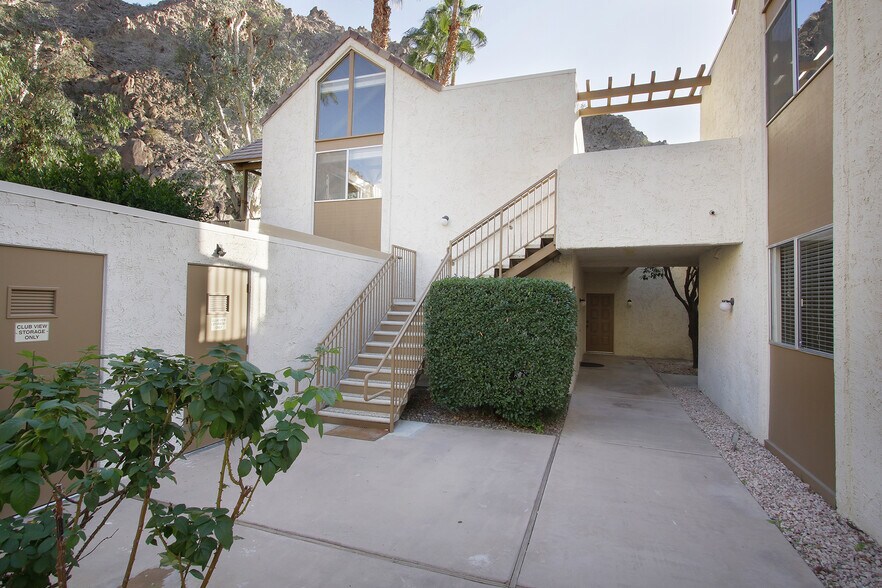 Second floor unit(!) - 78205 Cortez Ln