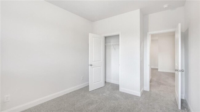 Building Photo - 1274 Ainsworth Alley