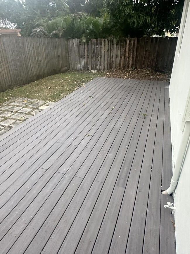 Building Photo - 2435 McKinley St