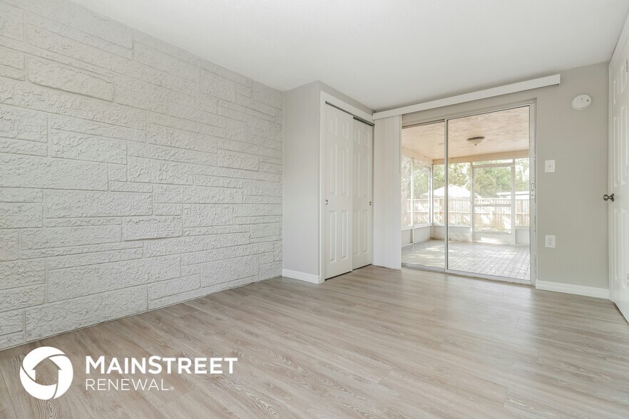 Building Photo - 9025 Collage Ln