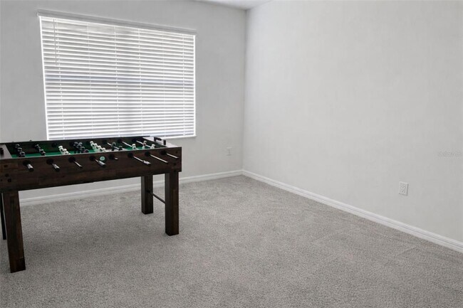 Building Photo - 3440 Ivy Holw Dr