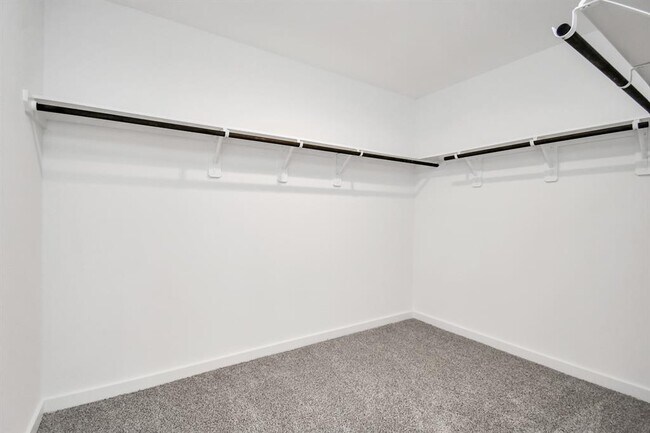 Building Photo - 8519 Swenson Ln