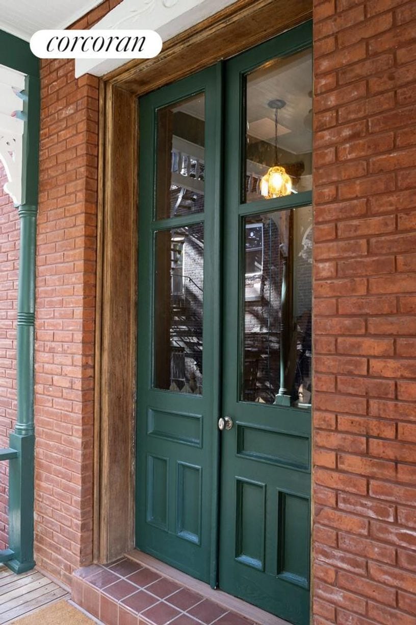 Building Photo - 1450 Pacific St