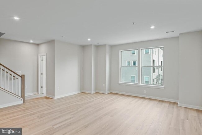 Building Photo - 2152 Glacier Rd