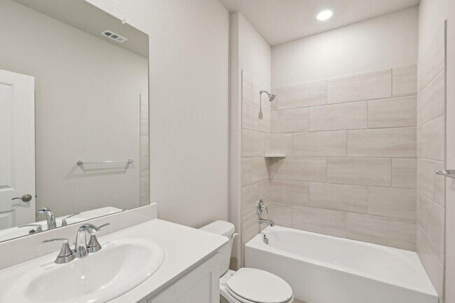 Building Photo - 6625 Vly Lk Ln