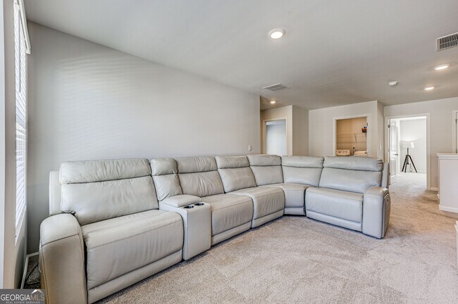 Building Photo - 3154 Ellenton Dr