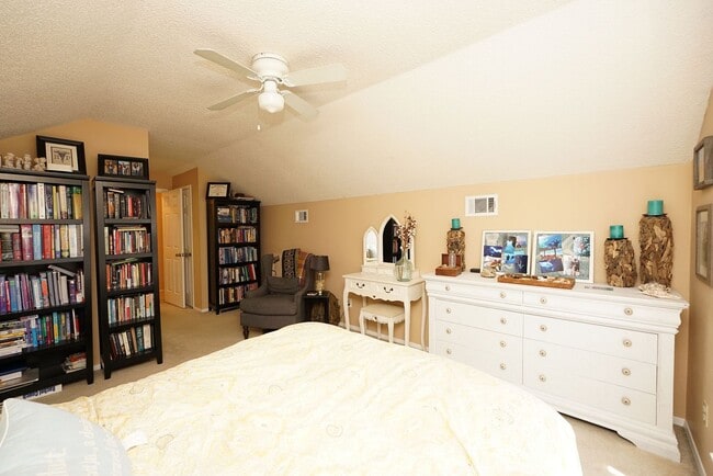 Building Photo - Bluewater Bay Four Bedroom House