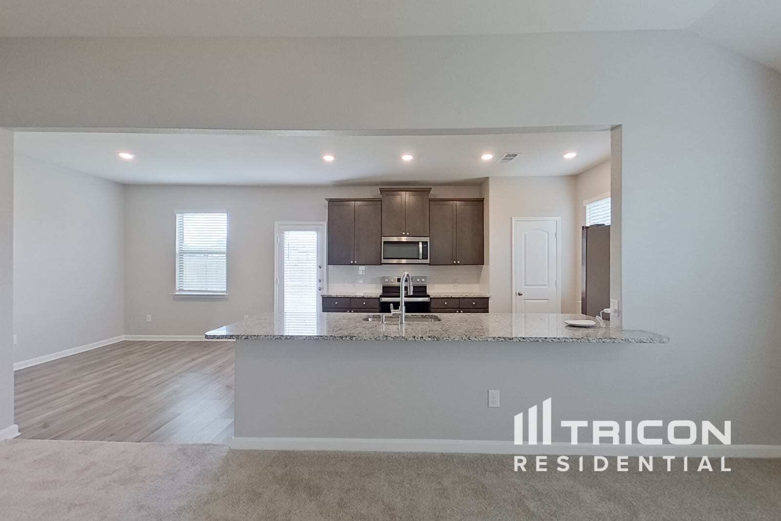 Building Photo - 1603 Cotton Blossom Ln
