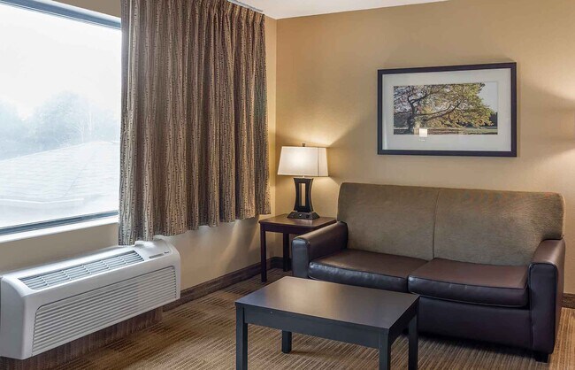 Building Photo - Furnished Studio-Chicago - Lombard - Oak Brook