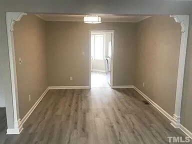 Building Photo - 6577 English Oaks Dr