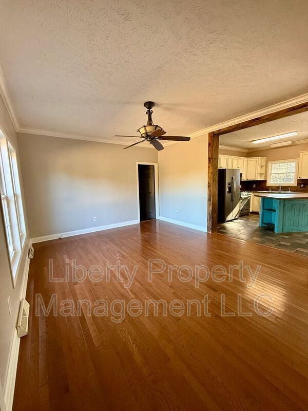 Building Photo - 143 Quail Dr