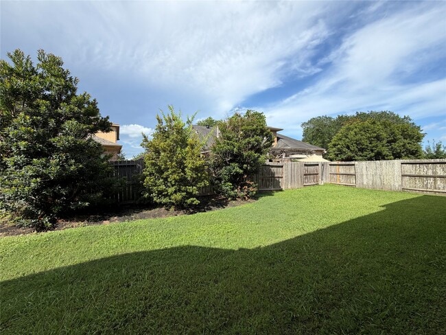 Building Photo - 6223 Duke Trail Ln