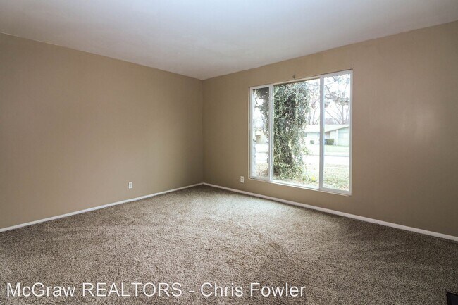 Building Photo - 3 br, 2 bath House - 5233 S. 67th E. Place