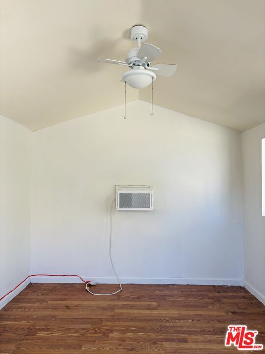 Building Photo - 2130 W 29th Pl