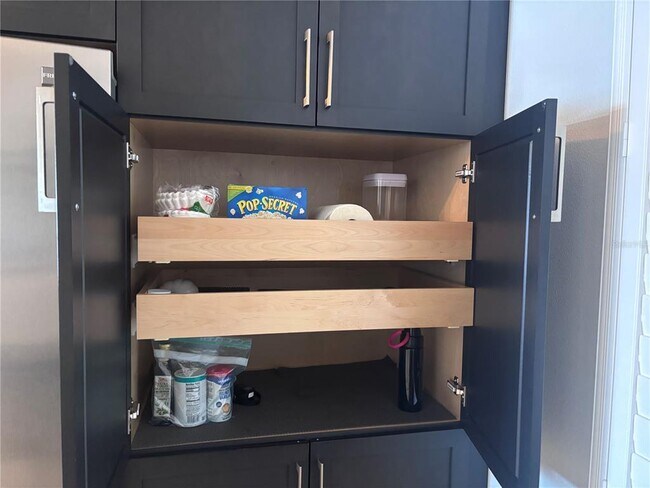 Building Photo - 7984 Sailboat Key Blvd S