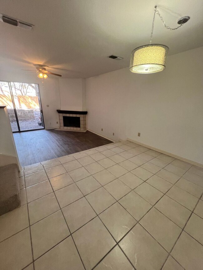 Building Photo - 11815 Vance Jackson Rd
