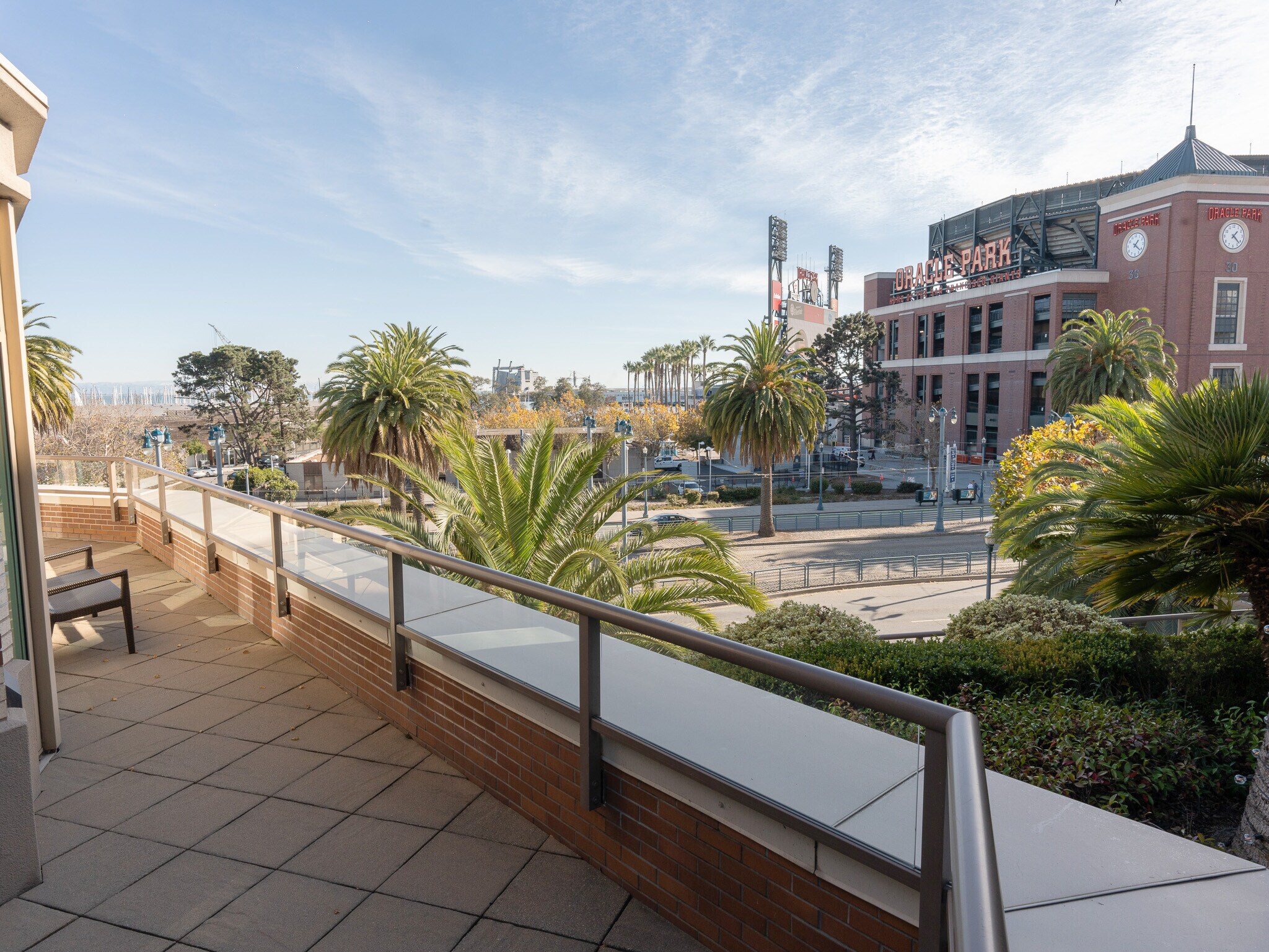 Building Photo - 88 King St