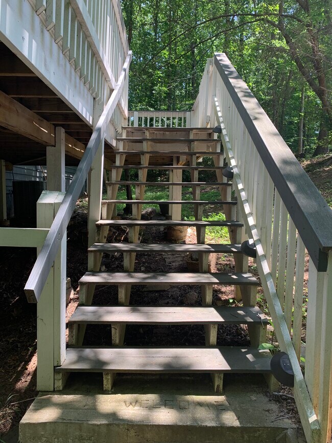 Building Photo - 5239 Ferry Creek Ln