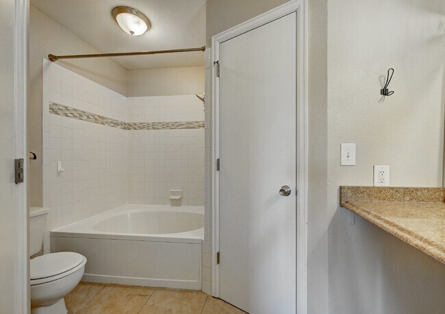 Building Photo - $2,245 - 3 Bed, 3 Bath Home with Finished ...