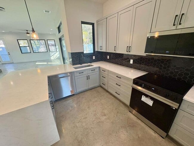 Building Photo - 10209 Gail Rd