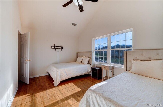 Building Photo - 3 Grand View Terrace