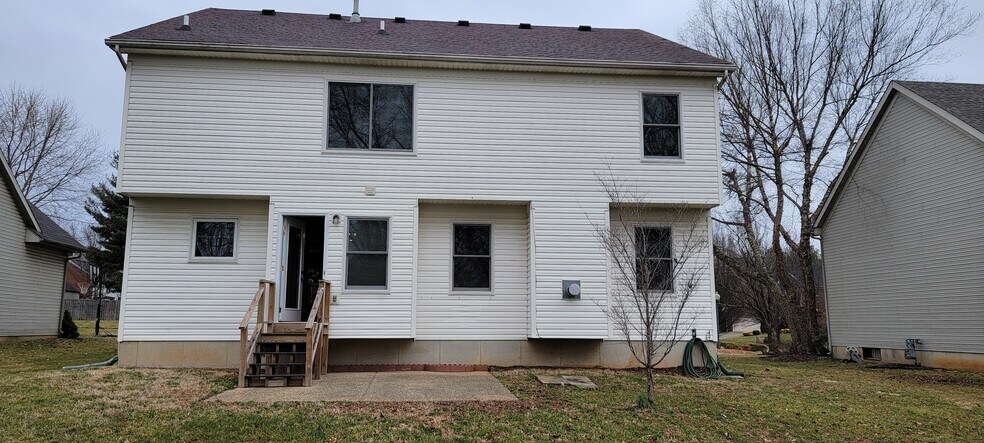 Building Photo - 13606 Saddlecreek Dr